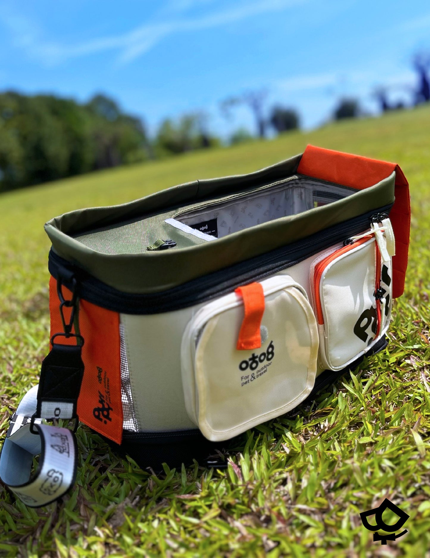 Backpackers' Pet Carrier
